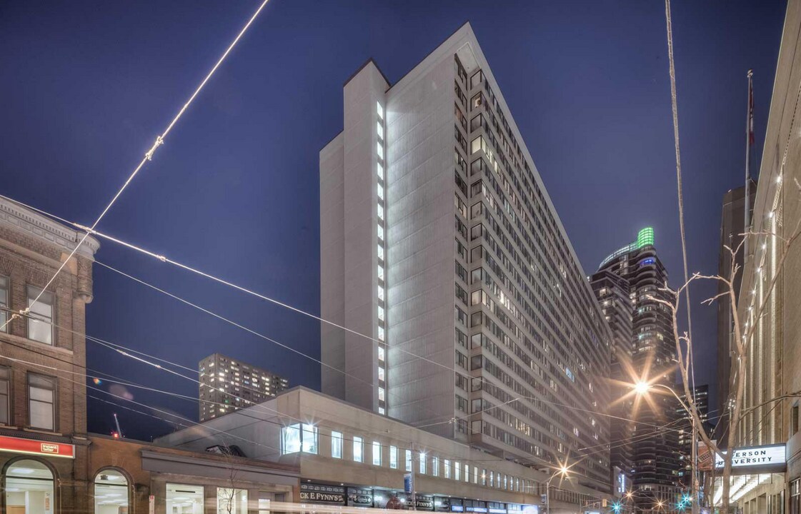 45-345 Carlton St. in Toronto, ON - Building Photo