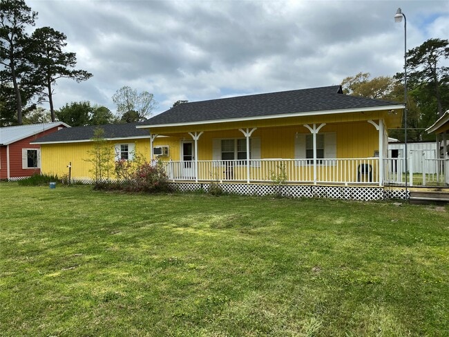 20672 Trinity Way in New Caney, TX - Foto de edificio - Building Photo