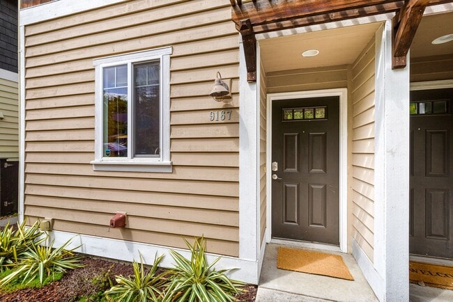 9167 23rd Ave NE in Seattle, WA - Building Photo - Building Photo