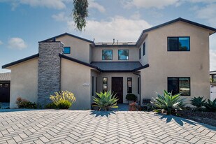 3687 Valley St in Carlsbad, CA - Building Photo