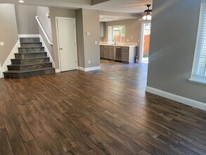 5162 Greystone Dr in Reno, NV - Building Photo - Building Photo