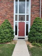 29403 Bobrich St in Livonia, MI - Building Photo - Building Photo