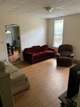 427 Taylor Ave, Unit 427 in Scranton, PA - Foto de edificio - Building Photo