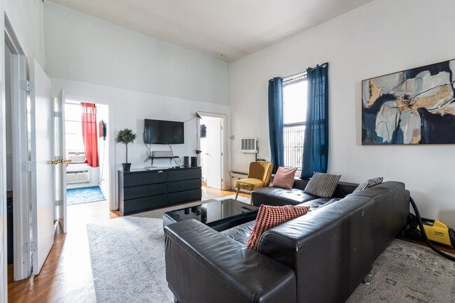 351 E 117th St, Unit SI ID1325114P in New York, NY - Foto de edificio - Building Photo