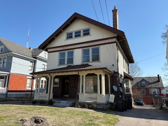 property at 2218 Highland Ave