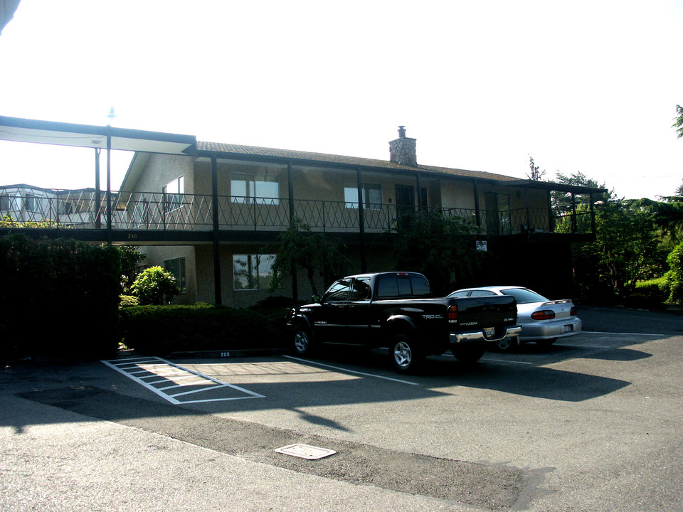 Jonru Apartments in Burien, WA - Foto de edificio