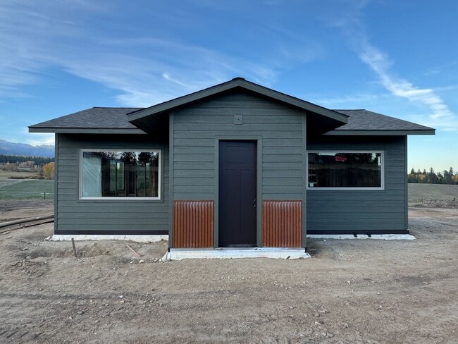 1331 Roots Trl in Victor, MT - Building Photo - Building Photo