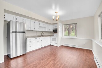 5948 Lone Peak Dr in Evergreen, CO - Foto de edificio - Building Photo