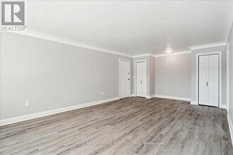 145 North Service Rd E in Oakville, ON - Building Photo - Building Photo