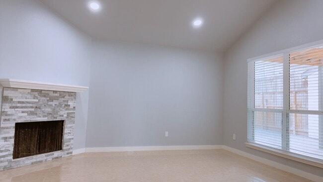 property at 10318 Richmond Hill Dr