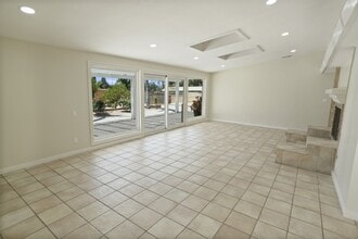 13721 Woodcock Ave in Los Angeles, CA - Building Photo - Building Photo
