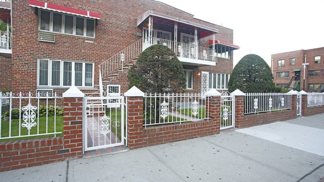 488 Fountain Ave in Brooklyn, NY - Building Photo - Building Photo