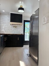 815 E Jefferson St in Bloomington, IL - Building Photo - Building Photo