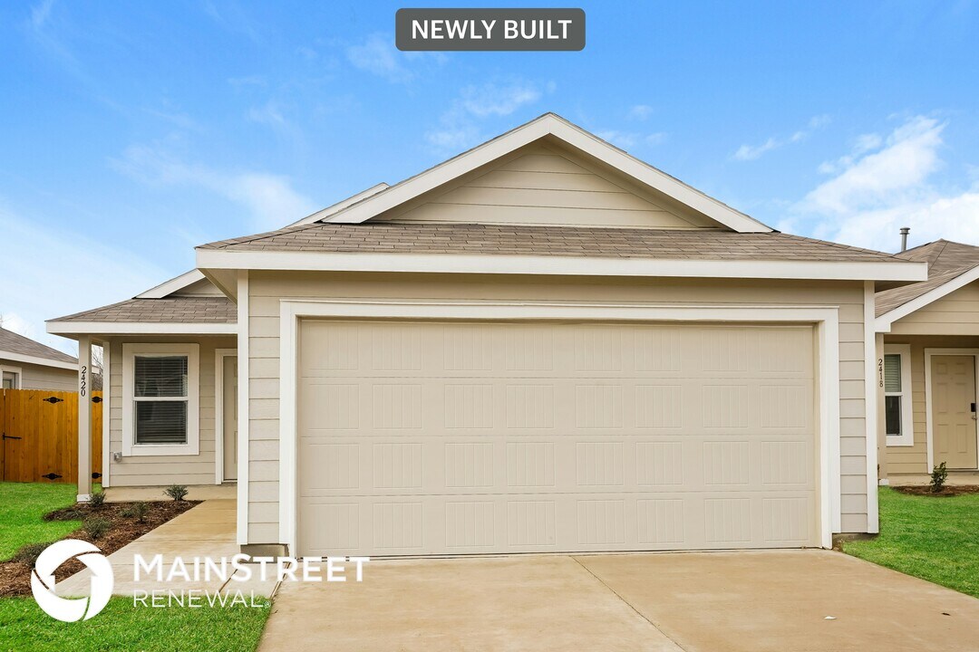 2420 Great Belt Blvd in Crandall, TX - Building Photo