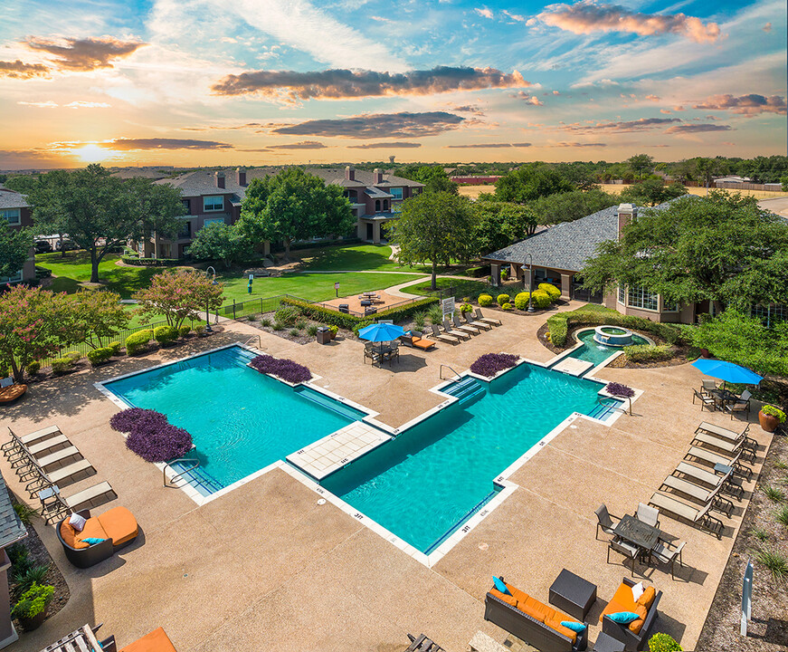 MAA Bear Creek in Euless, TX - Foto de edificio