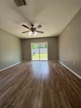 7201 Cayenne Ln in Austin, TX - Foto de edificio - Building Photo