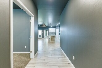 10301 Avenue W in Lubbock, TX - Building Photo - Building Photo