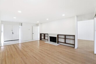 1201 Weymoth Dr in Cupertino, CA - Building Photo - Building Photo