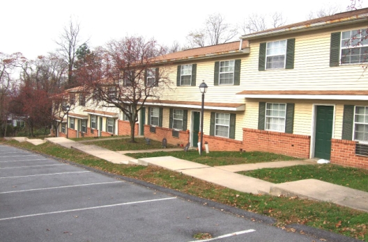 Campus View Apartments in Elizabethtown, PA - Building Photo