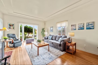 3001 W 81st St in Inglewood, CA - Building Photo - Building Photo