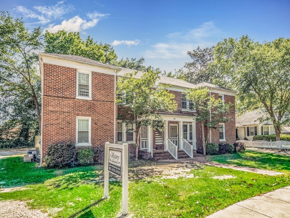 6 Peach St in Sumter, SC - Foto de edificio
