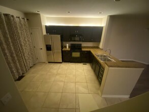 13516 Via Varra in Broomfield, CO - Foto de edificio - Building Photo