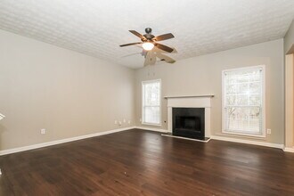 251 Winthrop Ln in Mcdonough, GA - Building Photo - Building Photo