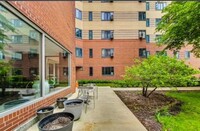 5060 N Marine Dr, Unit Condo in Chicago, IL - Building Photo - Building Photo