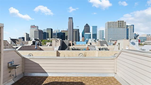 3142 Ross Ave in Dallas, TX - Building Photo