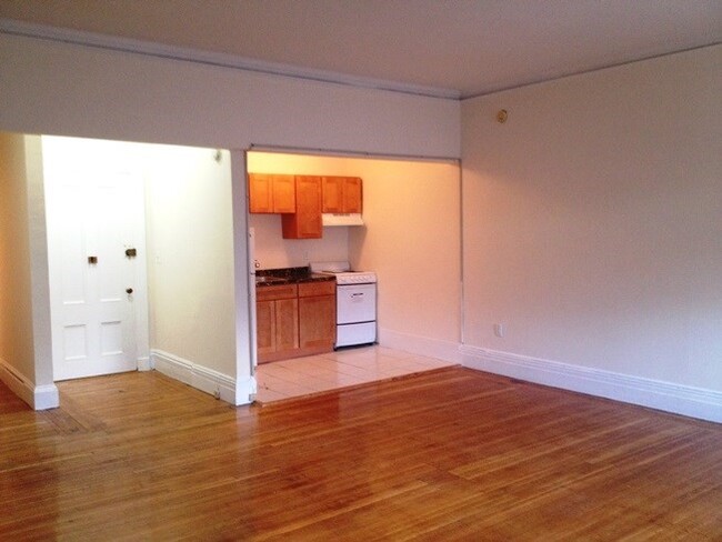 507 Beacon St, Unit 6 in Boston, MA - Building Photo - Building Photo