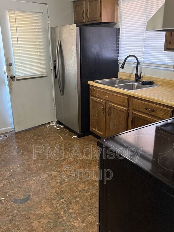 1817 SW 71st Terrace in Topeka, KS - Building Photo - Building Photo