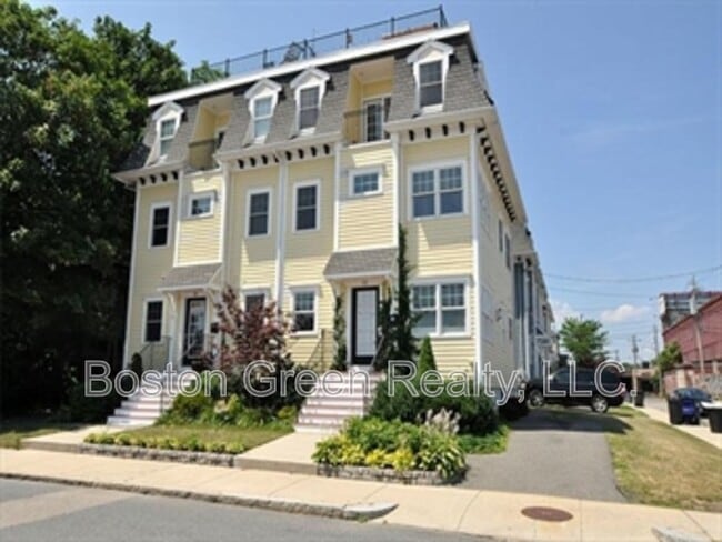 property at 192 Walnut St