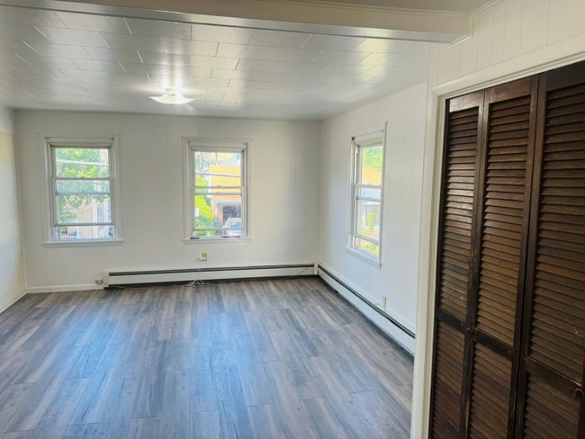 property at 546 Walnut St