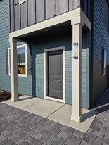 2780 SE Lyon St in Albany, OR - Building Photo