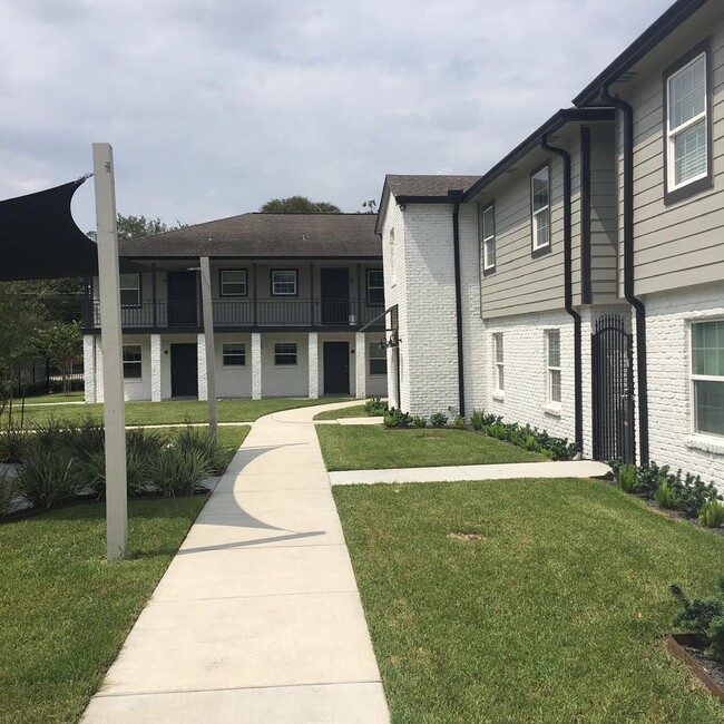 Abode Living at League Colony in League City, TX - Building Photo - Building Photo