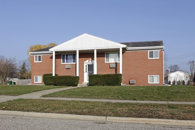 168 Valley Vista Dr in Lowell, MI - Foto de edificio - Building Photo