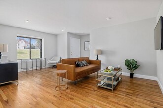 Mount Pleasant Villas in Bridgewater, NJ - Foto de edificio - Building Photo