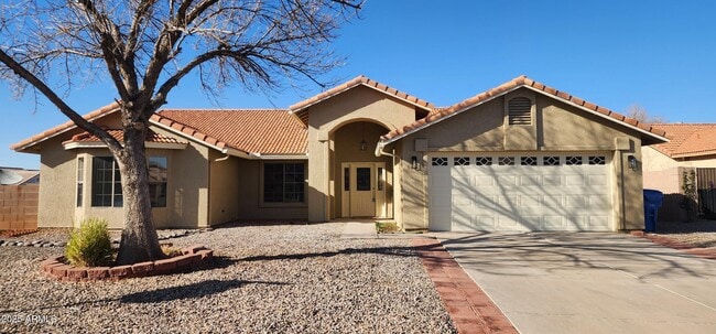 3845 Vía De La Reina in Sierra Vista, AZ - Building Photo - Building Photo