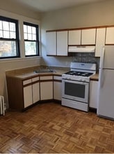 100 Van Buskirk Rd in Teaneck, NJ - Foto de edificio - Building Photo