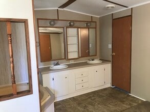 133 James Way in Dandridge, TN - Foto de edificio - Building Photo