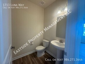 1713 Luna Wy in Raleigh, NC - Building Photo - Building Photo