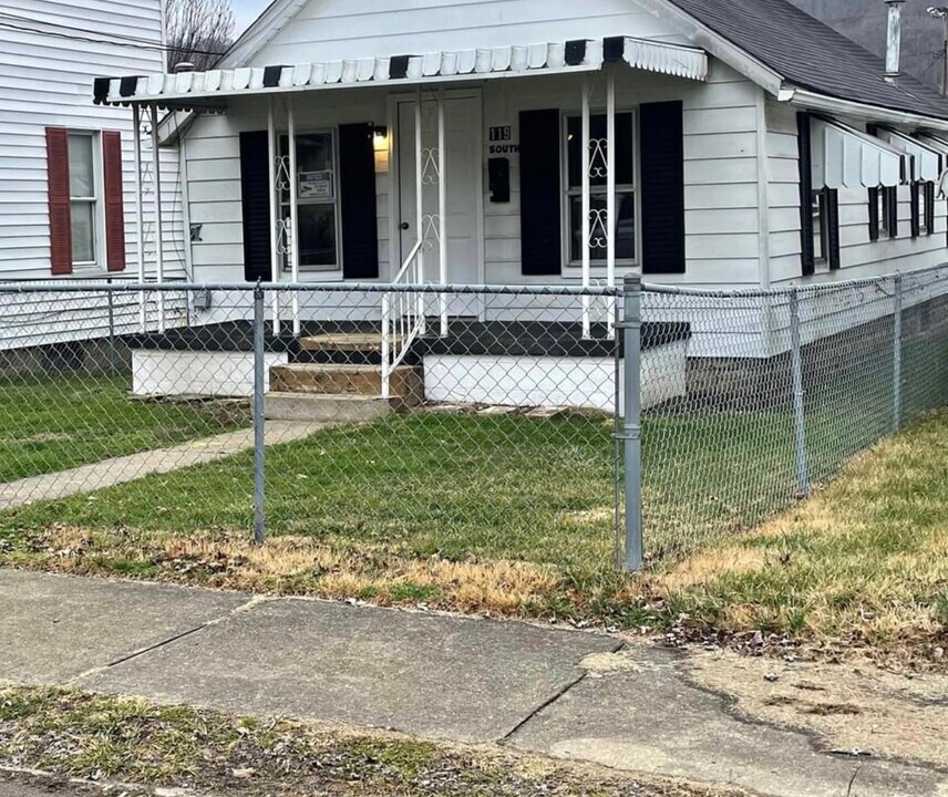 119 S 2nd Ave in Paden City, WV - Building Photo