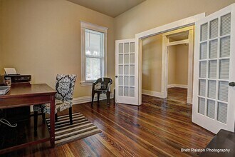 621 N 4th St in Rogers, AR - Building Photo - Building Photo