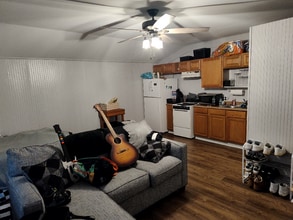 683 Carlouetta Rd in Mableton, GA - Building Photo - Building Photo