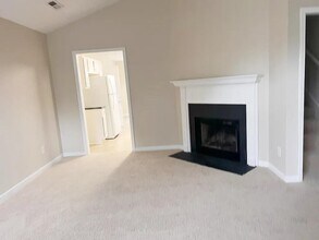 312 Golden Leaf Ln in Simpsonville, SC - Building Photo - Building Photo