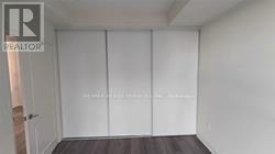 349 Rathburn Rd W in Mississauga, ON - Building Photo - Building Photo