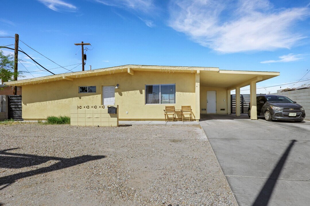 3000 E Owens Ave in North Las Vegas, NV - Building Photo