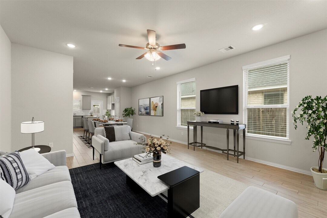 31322 Conover Dr in Fulshear, TX - Building Photo