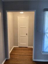 4715 Allott Ave in Los Angeles, CA - Building Photo - Building Photo