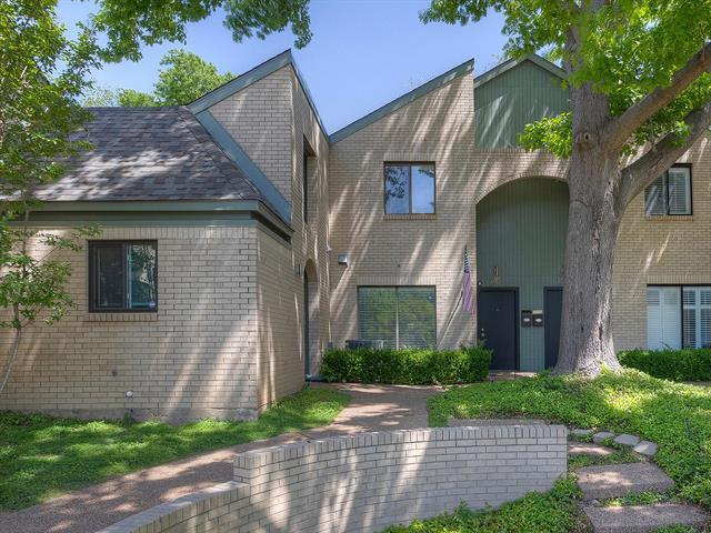 2633 McCart Ave in Fort Worth, TX - Building Photo - Building Photo